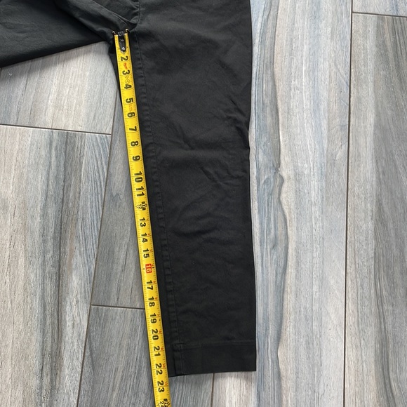 ***Ann Taylor Loft Black Capri Pants size 00P - Picture 4 of 8